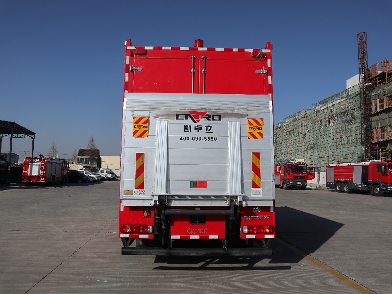 豪沃器材消防车